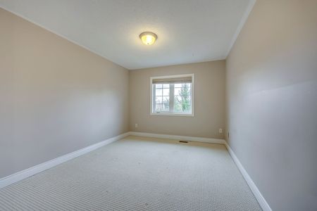 For Lease - 169 Spring Azure Crescent, Oakville, Ontario - Photo 5