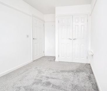 4 bedroom terraced house to rent - Photo 2