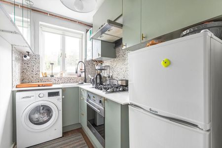 1 bedroom flat to rent - Photo 4