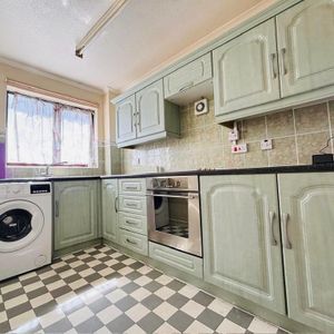 1 bedroom maisonette to rent - Photo 3