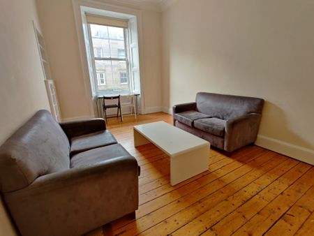 4 bedroom apartment to rent - Photo 2