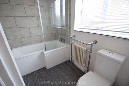 Room 4 - Westborough Road, Westcliff On Sea - Photo 2