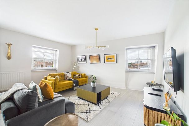 2 bedroom apartment to rent - Photo 1