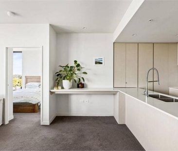 Light & Bright Alphington Apartment - Photo 2