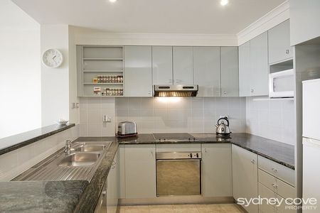 DARLING HARBOUR LOCATION | Unfurnished - Photo 3