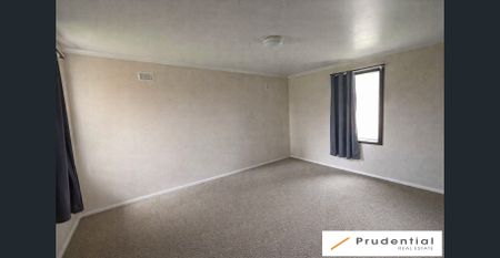 18 Podargus Place, INGLEBURN NSW 2565 - Photo 3