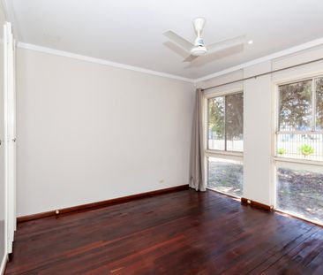 126 Westfield Road, Kelmscott WA 6111 - Photo 6