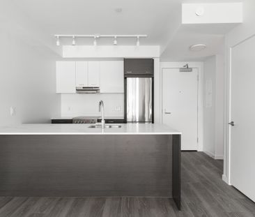 537 Foster Avenue, Coquitlam - Photo 5
