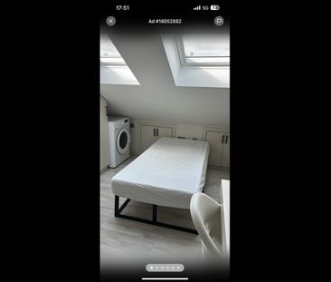 Studio Flat, Kennet Close, SW11 - Photo 3