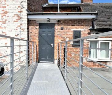 Lichfield Street, Stone, Staffordshire, ST15 - Photo 3