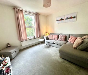 2 bedroom maisonette to rent - Photo 1