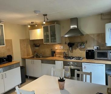 1 bedroom in a house share to rent - Photo 6