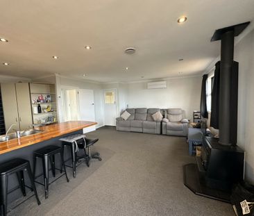 Charming Halfway Bush Rental Awaits You - Photo 5