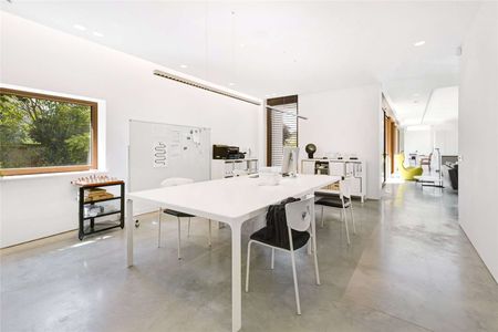 A fantastic, contemporary four bedroom home located on the prestigious West Hill Road. - Photo 4