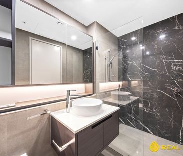 Stylish 2-Bedroom Apartment with Premium Amenities in Macquarie Park - Photo 5