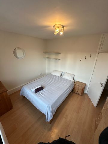 4 Bed Flat, Vauxhall Street, SE11 - Photo 3