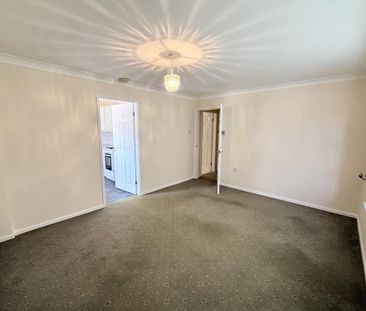 2 bedroom ground floor flat to rent - Photo 6