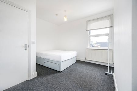 Fulham Palace Road, Bishops Park, SW6, London - Photo 4