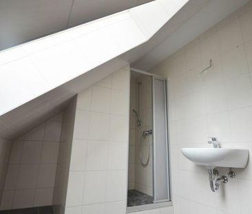 Charmante und großzügige Dachgeschosswohnung! - Foto 1