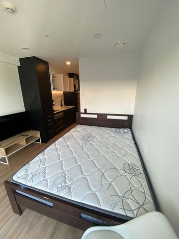 Stylish 1 Bedroom Central Apartment - Photo 2