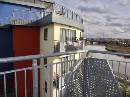 Rill Court, Spring Place, Barking IG11, Property for rent - Photo 4