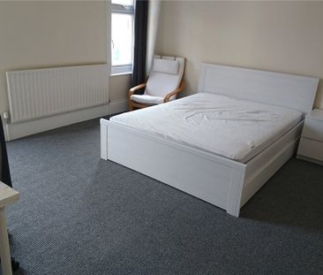 Clinton Street (Student), Beeston, Nottingham, Nottinghamshire, NG9 - Photo 3