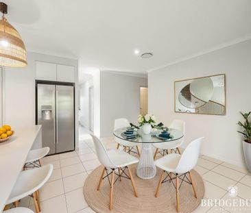 Modern & Spacious Living in the Heart of Banya! - Photo 3