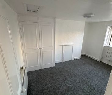 1 Bed Flat, Charlotte Street, BN2 - Photo 4