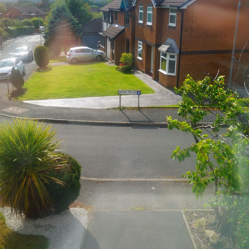 Bright & Modern Room | Quiet Neighborhood 🌿 Room 1 - Executive Double - Ground Floor - Photo 1