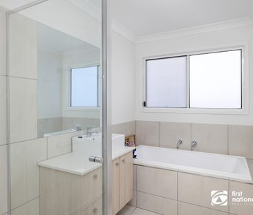 STUNNING FAMILY HOME IN REDLAND BAY! - Photo 6