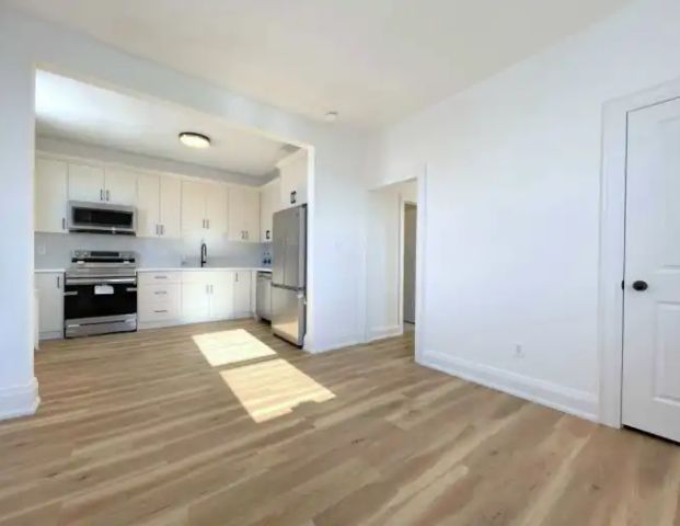 6 Fairlawn Avenue | 6 Fairlawn Avenue, Toronto - Photo 1
