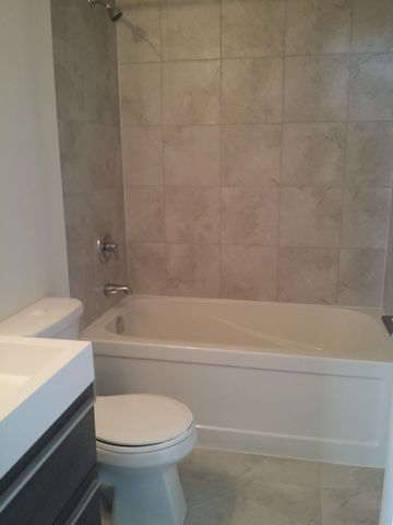 For Lease - 17 Zorra Street Unit# 1209, Toronto, Ontario - Photo 4