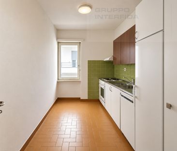 APPARTAMENTO 3.5 LOCALI IN CENTRO CON BALCONI - Foto 4