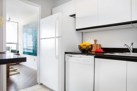 For Lease - 100 Graydon Hall Drive Unit# 1106, Toronto, Ontario - Photo 4