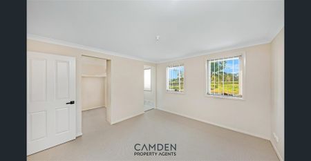 Charming and Spacious Home for Rent in the Heart of Austral's Thriving Community! - Photo 2