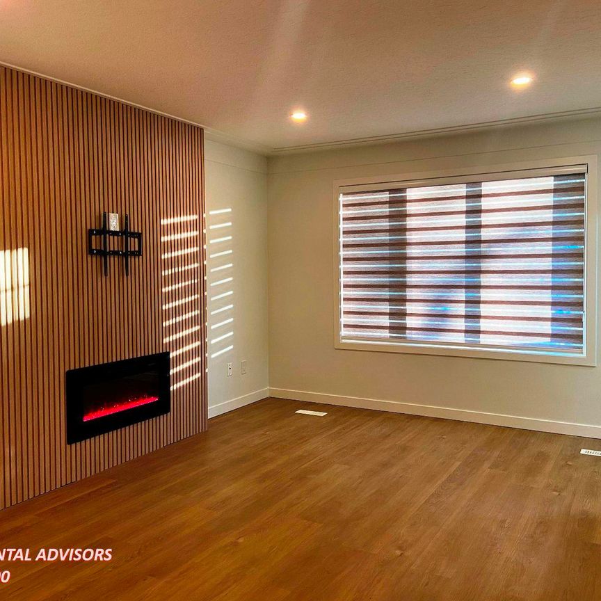 UPPER 8522 84 Avenue Northwest - Photo 1