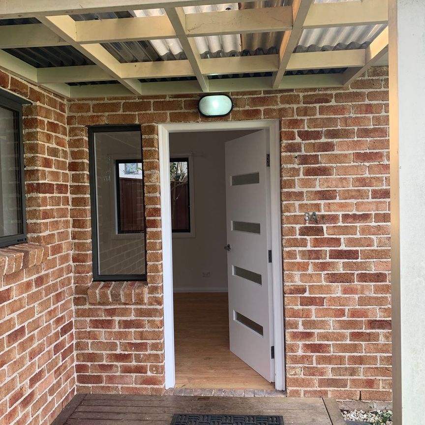Modern Two Bedroom Granny Flat for Lease!!! - Photo 1