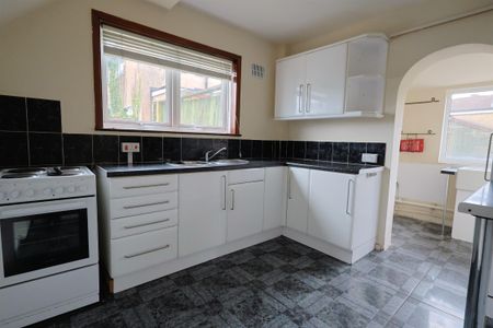 Dayshes Close Gosport Unfurnished - Photo 2