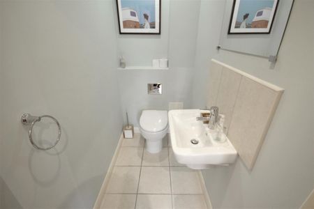 1 Bedroom Flat/Apartment To Let - Photo 5