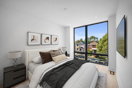 For Lease - 681 Glencairn Avenue, Toronto, Ontario - Photo 2