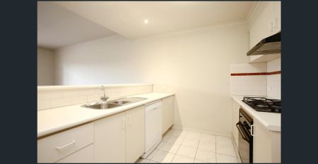 CUTE AND BRIGHT - Photo 2