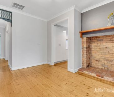 Four Bedroom Home in Glenroy - Photo 6