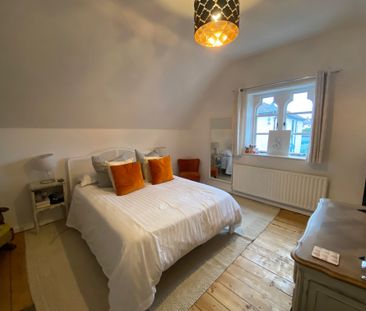 Alma Cottages, Leeds - Photo 1