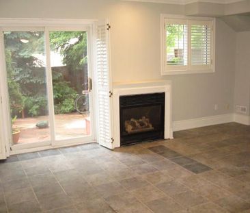 For Lease - 9 Formula Court, Toronto, Ontario - Photo 2