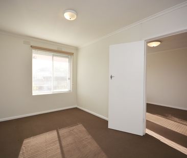 10/399 Kooyong Road, Elsternwick VIC 3185 - Apartment For Rent | Do... - Photo 2