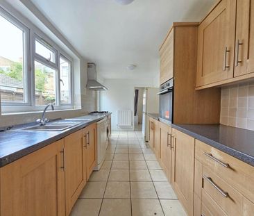 3 bedroom terraced house to rent - Photo 1