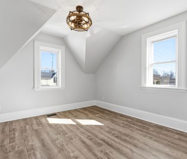 For Lease - 71 Wellington Street, Clarington, Ontario - Photo 2