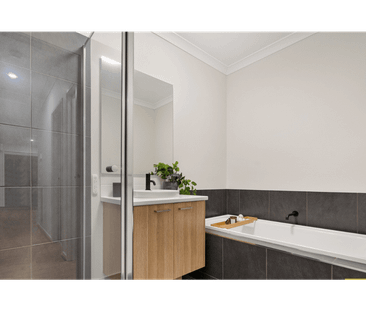 11 Alaska road, Truganina, Vic 3029 - Photo 6