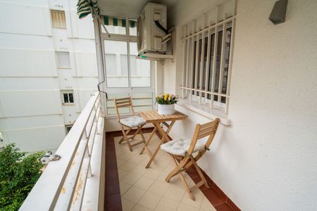 Middle Floor Apartment in Marbella - Photo 2