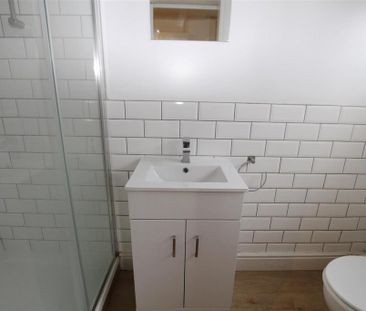 Studio to rent - Photo 6